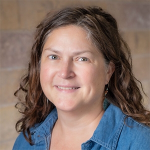 Laura Conn